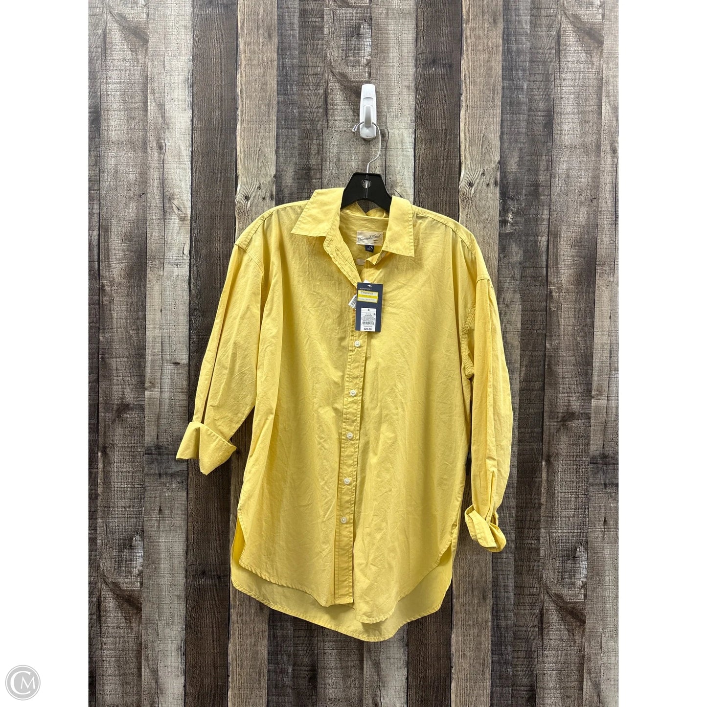 Top Long Sleeve By Universal Thread In Yellow, Size: S