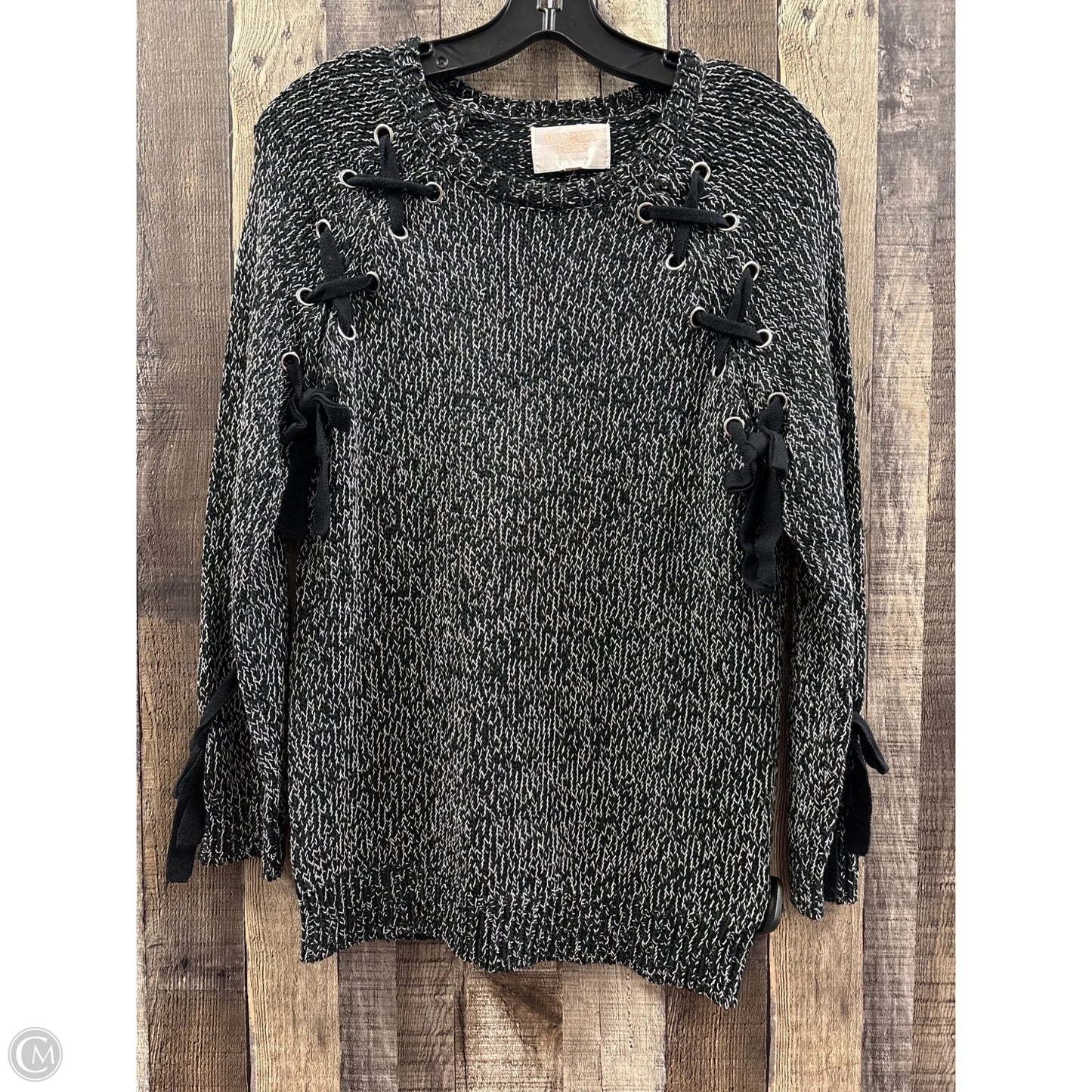 Sweater By Cme In Black & White, Size: Xs
