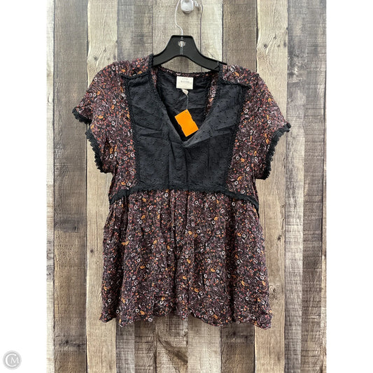 Top Short Sleeve By Knox Rose In Multi-colored, Size: S