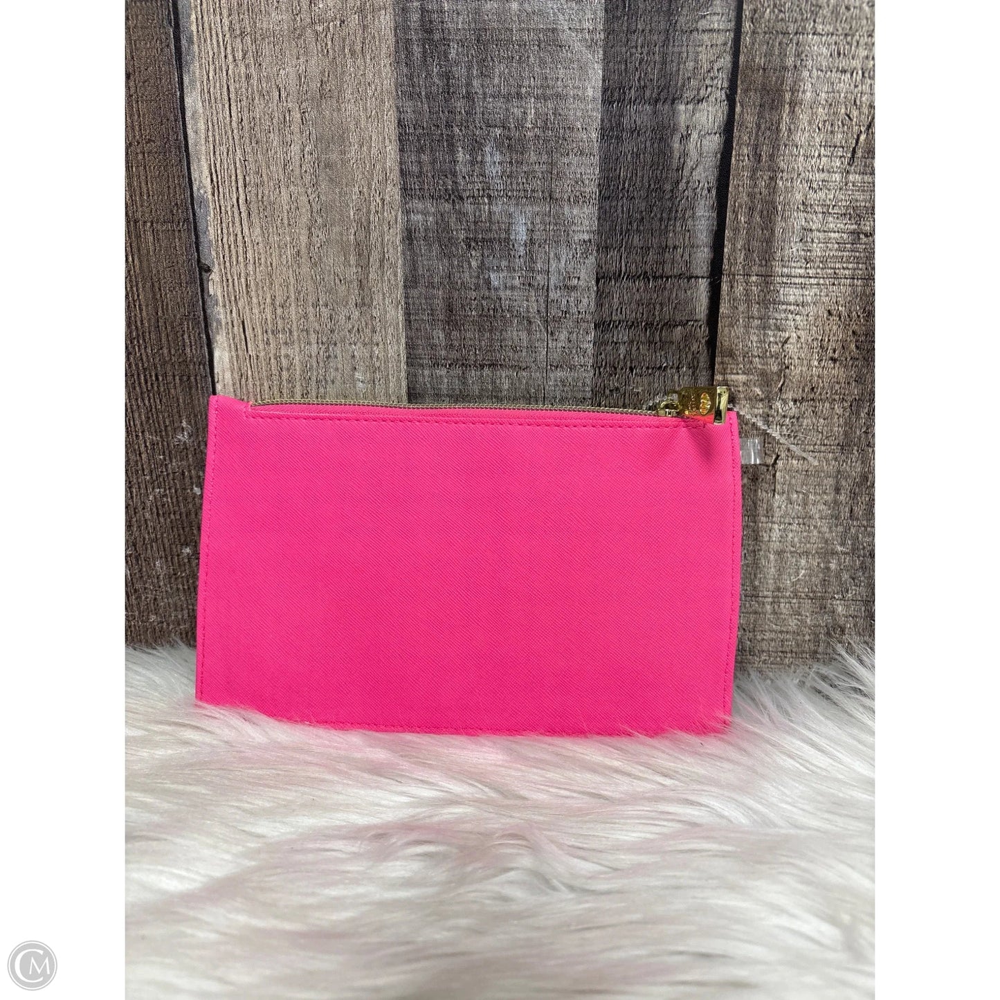 Wristlet By Betsey Johnson, Size: Medium