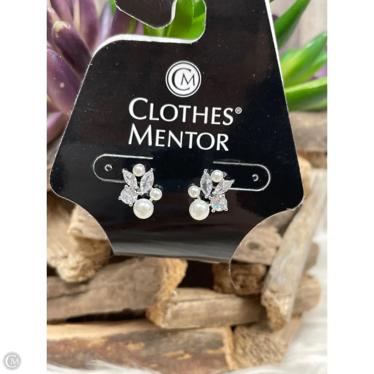 Earrings Stud By Cmf