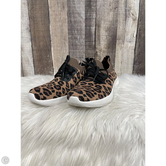 Shoes Sneakers By Skechers In Animal Print, Size: 7.5
