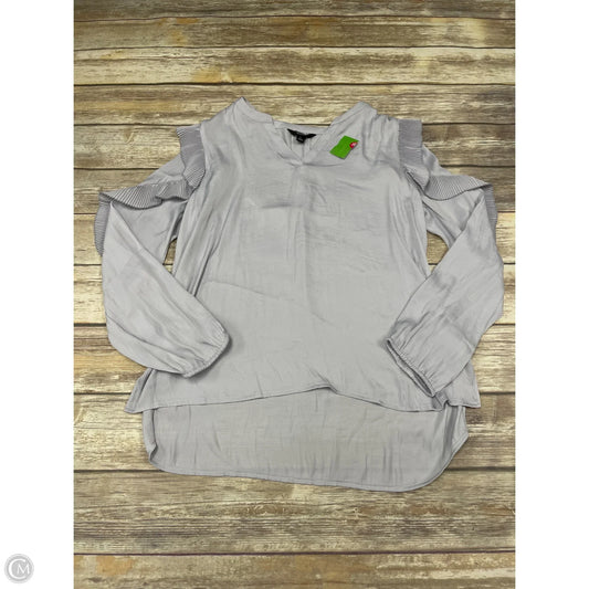 Top Long Sleeve By Simply Vera In Silver, Size: L