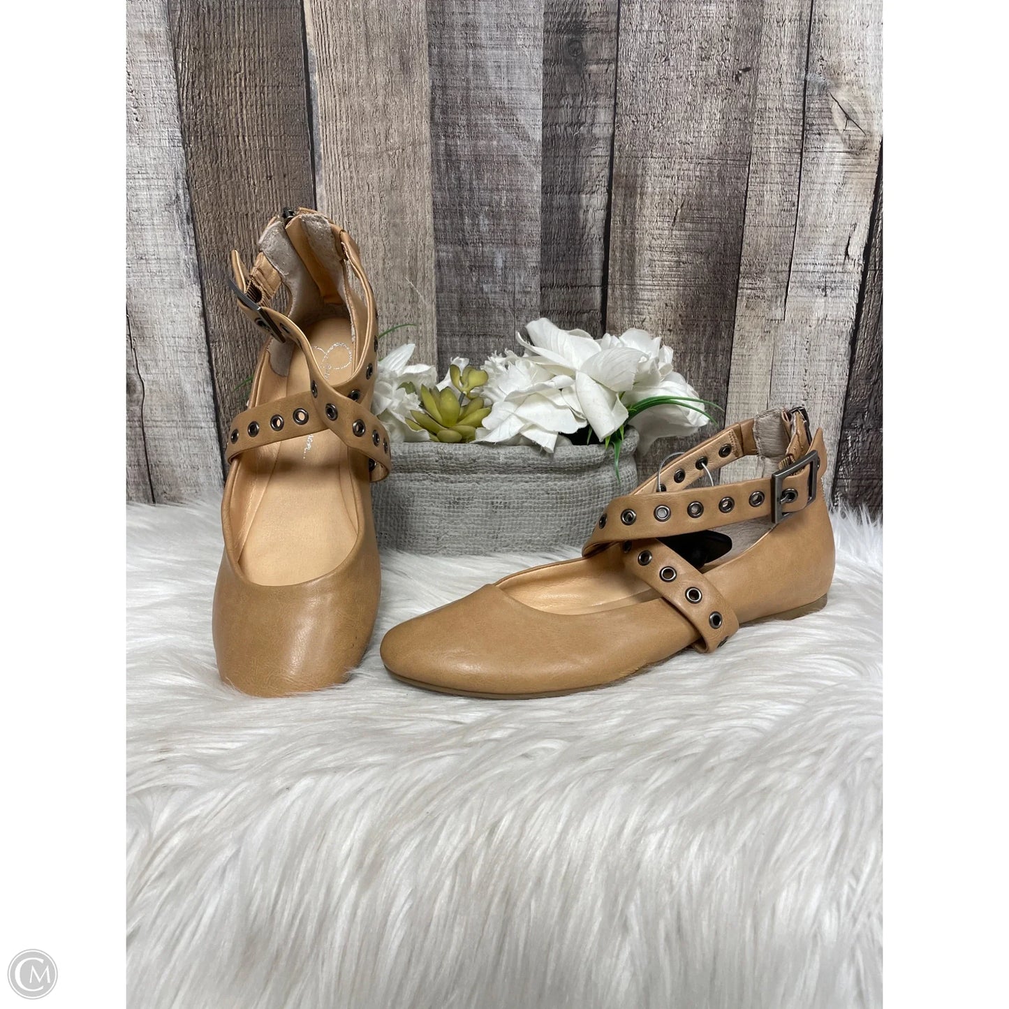Shoes Flats By Jessica Simpson In Tan, Size: 7.5