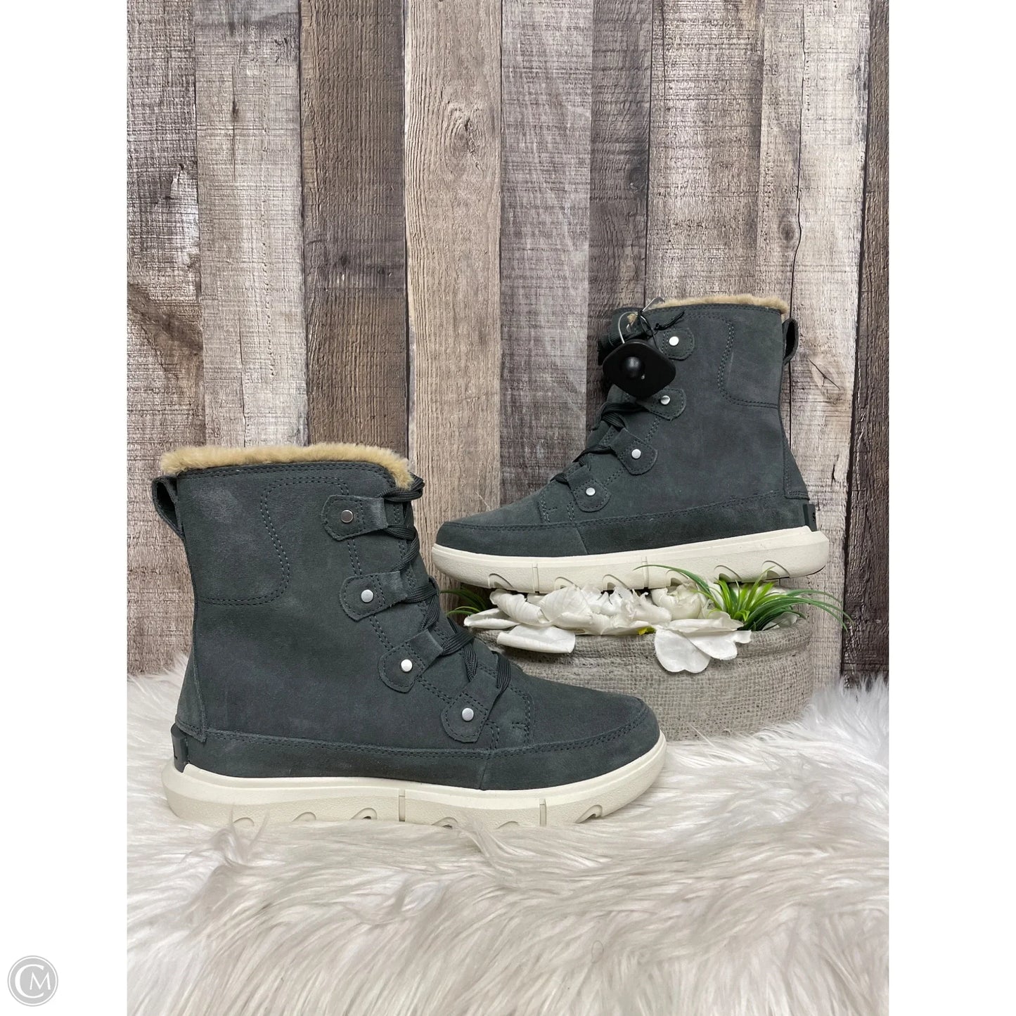 Boots Ankle Flats By Sorel In Grey, Size: 10