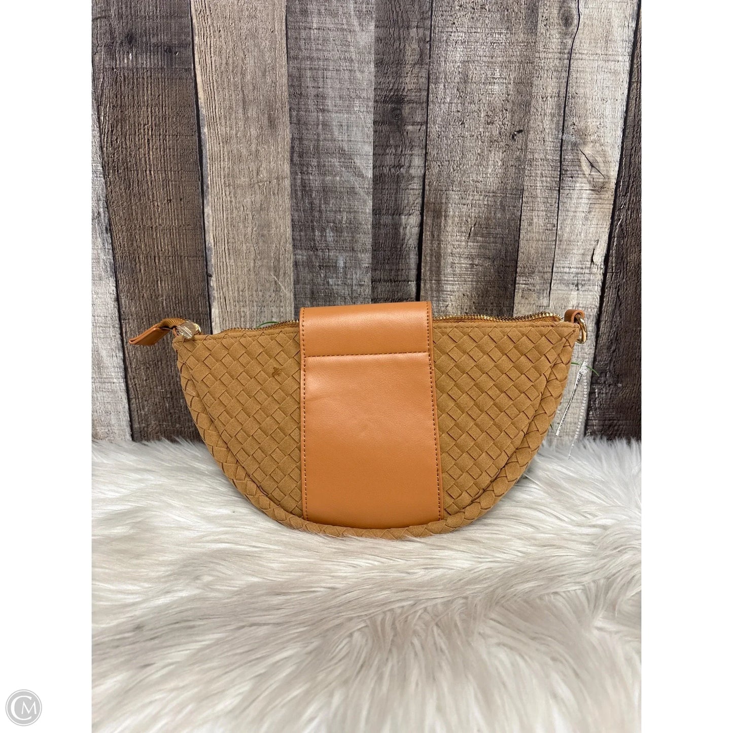 Crossbody By Cme, Size: Medium