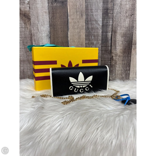 Crossbody Luxury Designer By Gucci, Size: Small