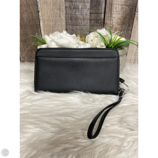 Wristlet By Cmf, Size: Large