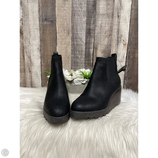 Boots Ankle Heels By Crown Vintage In Black, Size: 7.5