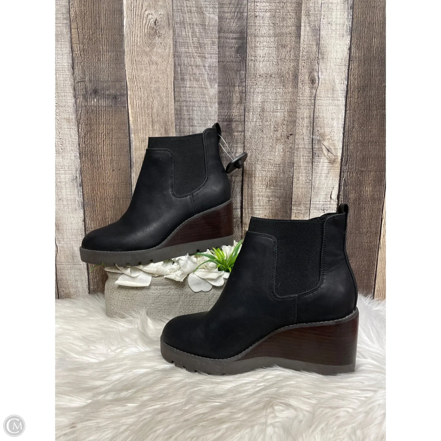 Boots Ankle Heels By Crown Vintage In Black, Size: 7.5