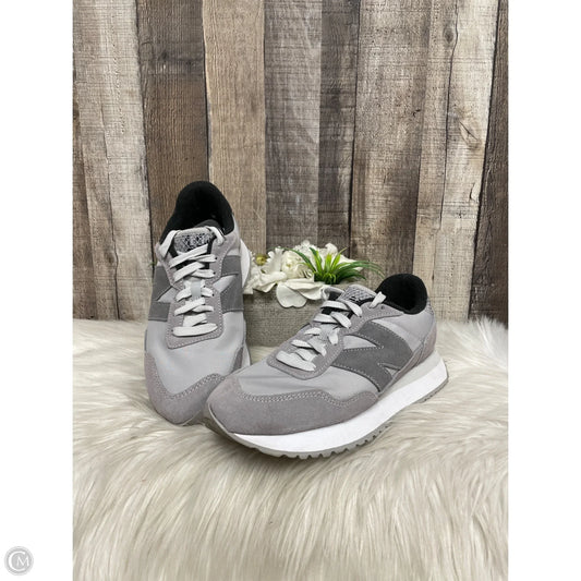 Shoes Athletic By New Balance In Grey, Size: 8.5