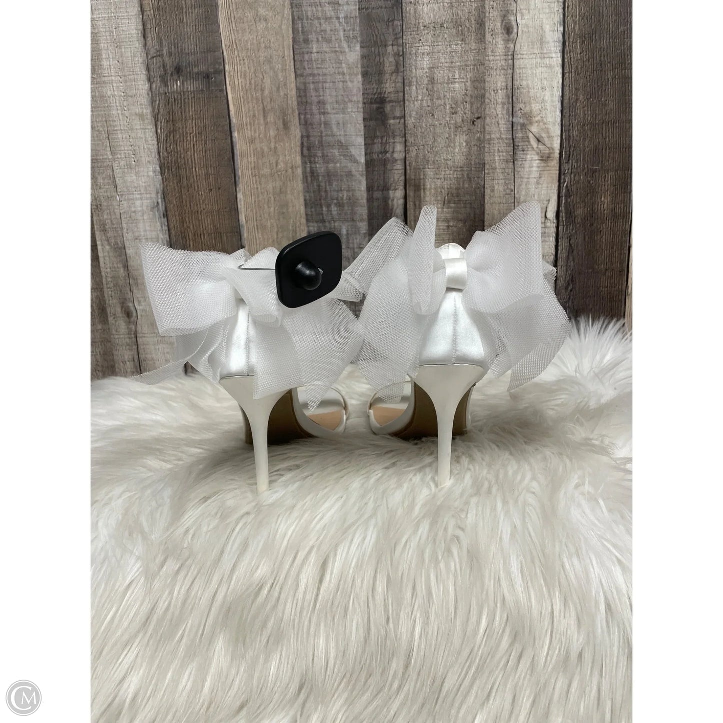 Shoes Heels Stiletto By Lulus In White, Size: 8.5