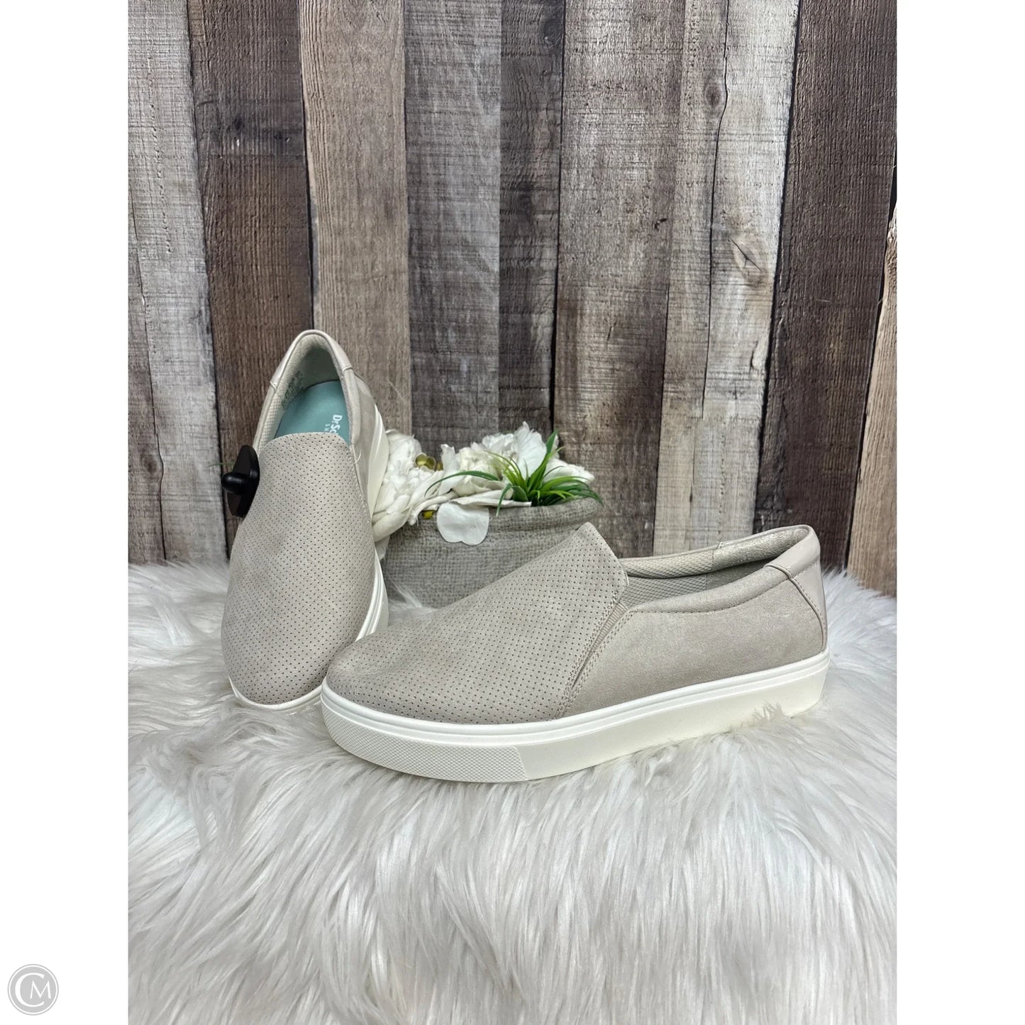 Shoes Flats By Dr Scholls In Tan, Size: 9