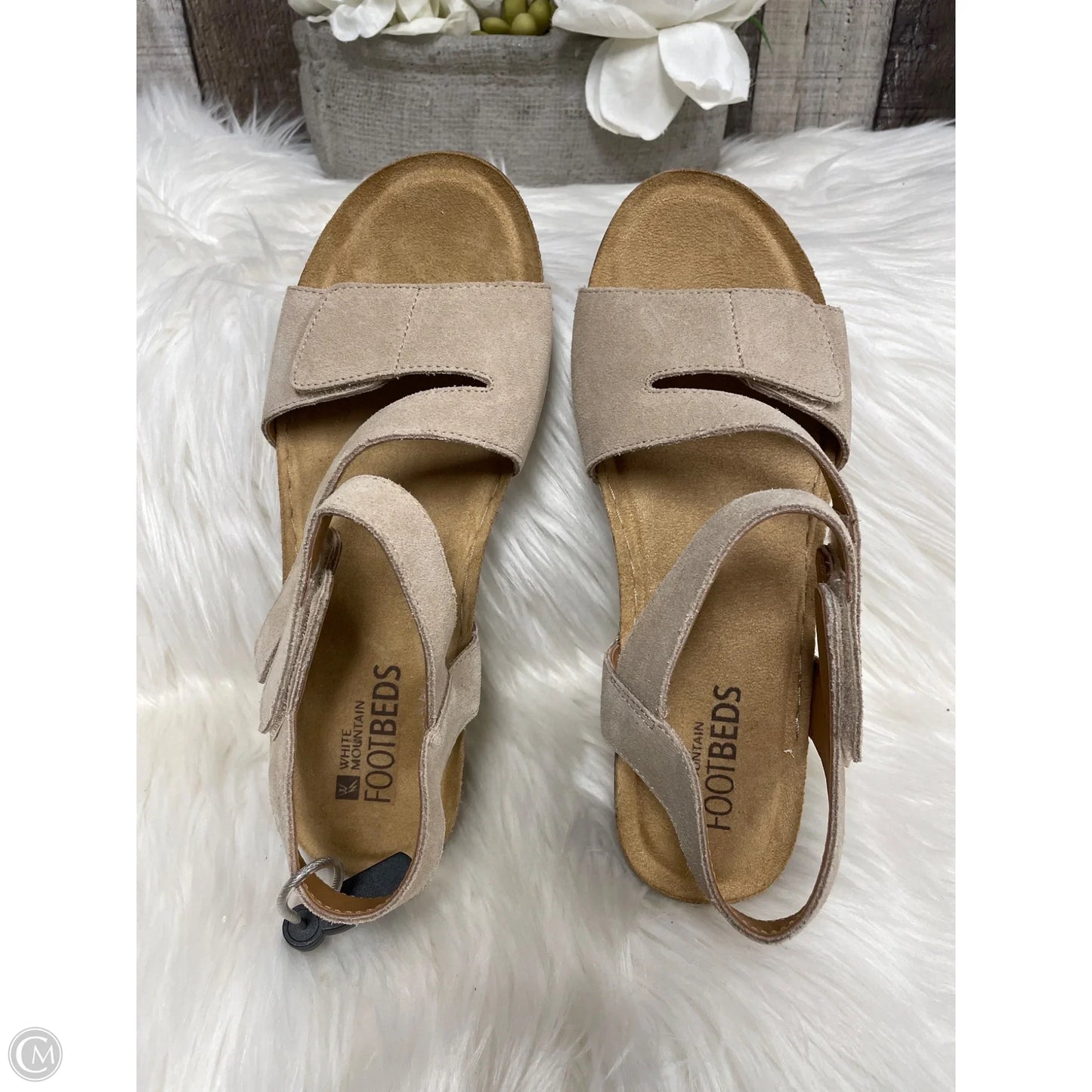Sandals Heels Wedge By White Mountain In Tan, Size: 8.5