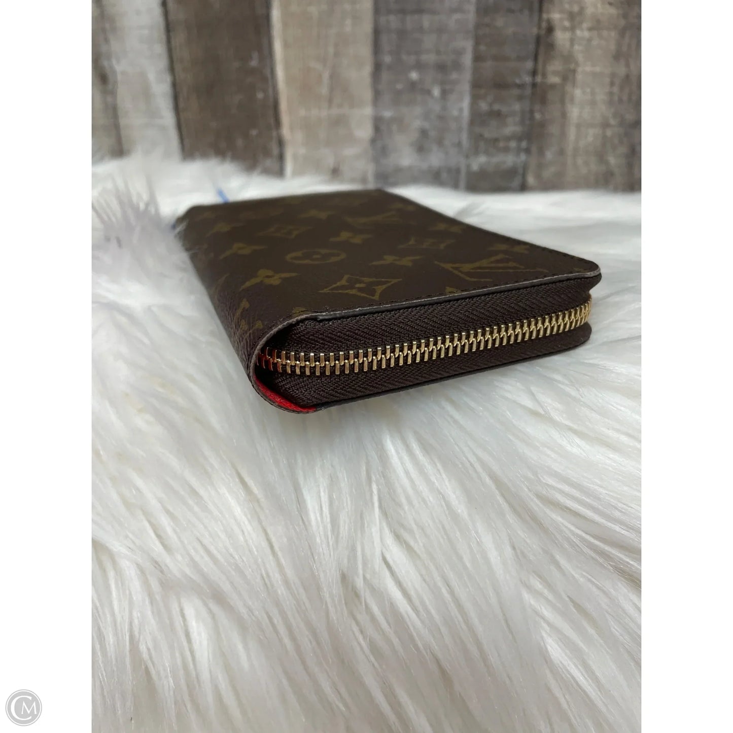 Wallet Luxury Designer By Louis Vuitton, Size: Medium