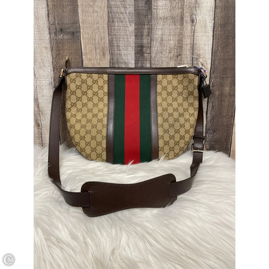 Crossbody Luxury Designer By Gucci, Size: Medium