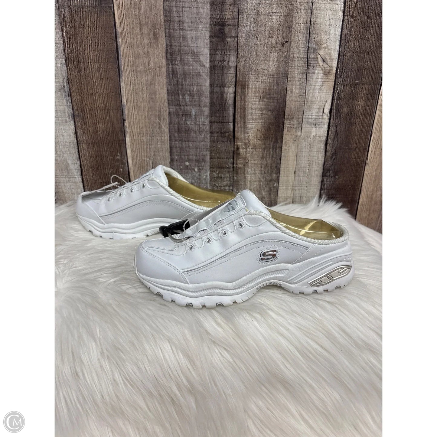 Shoes Athletic By Skechers In White, Size: 8