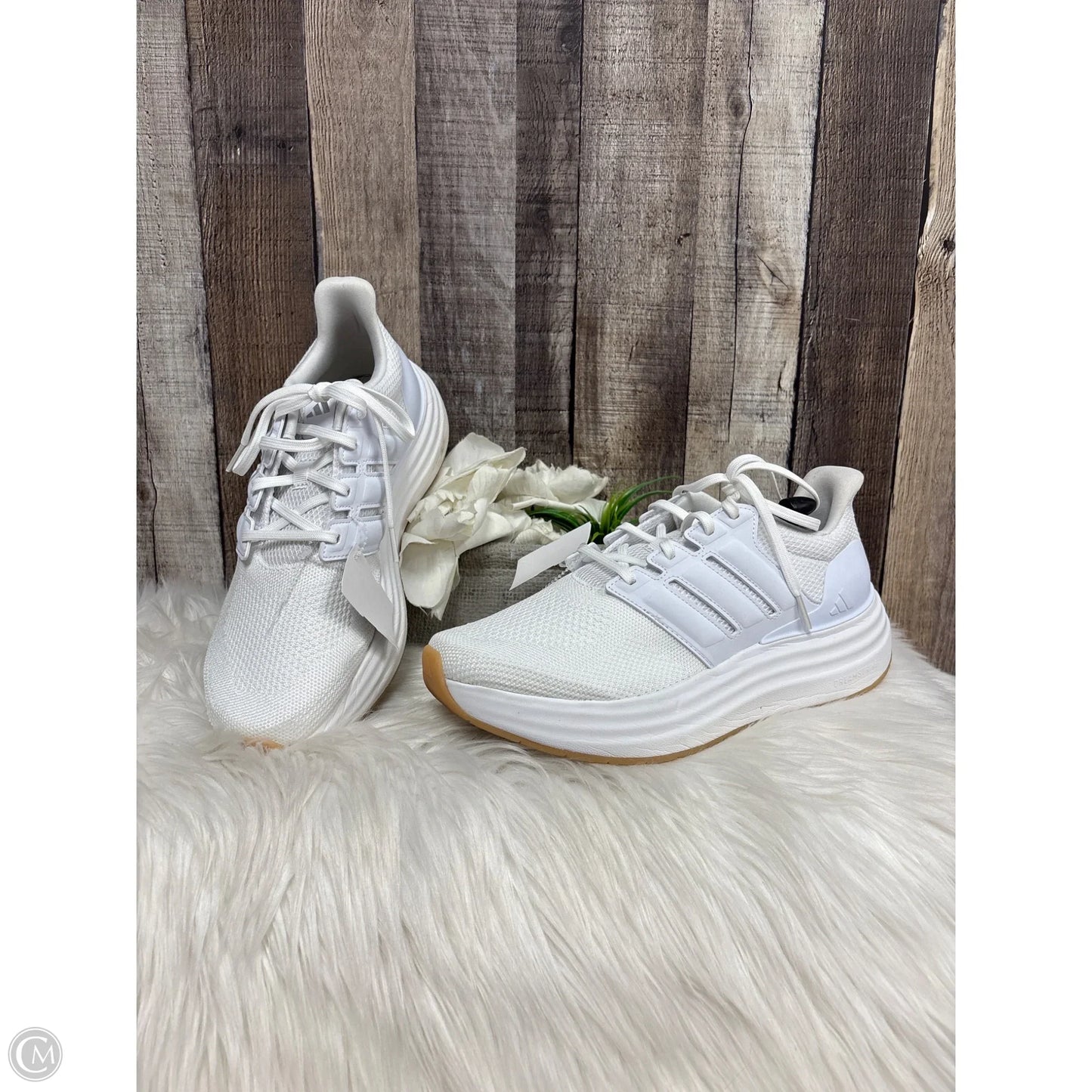Shoes Athletic By Adidas In White, Size: 9.5
