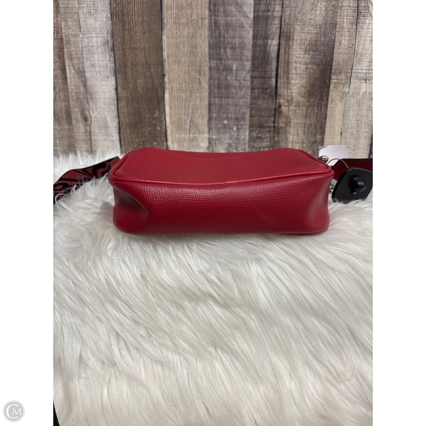 Crossbody Designer By Karl Lagerfeld, Size: Medium