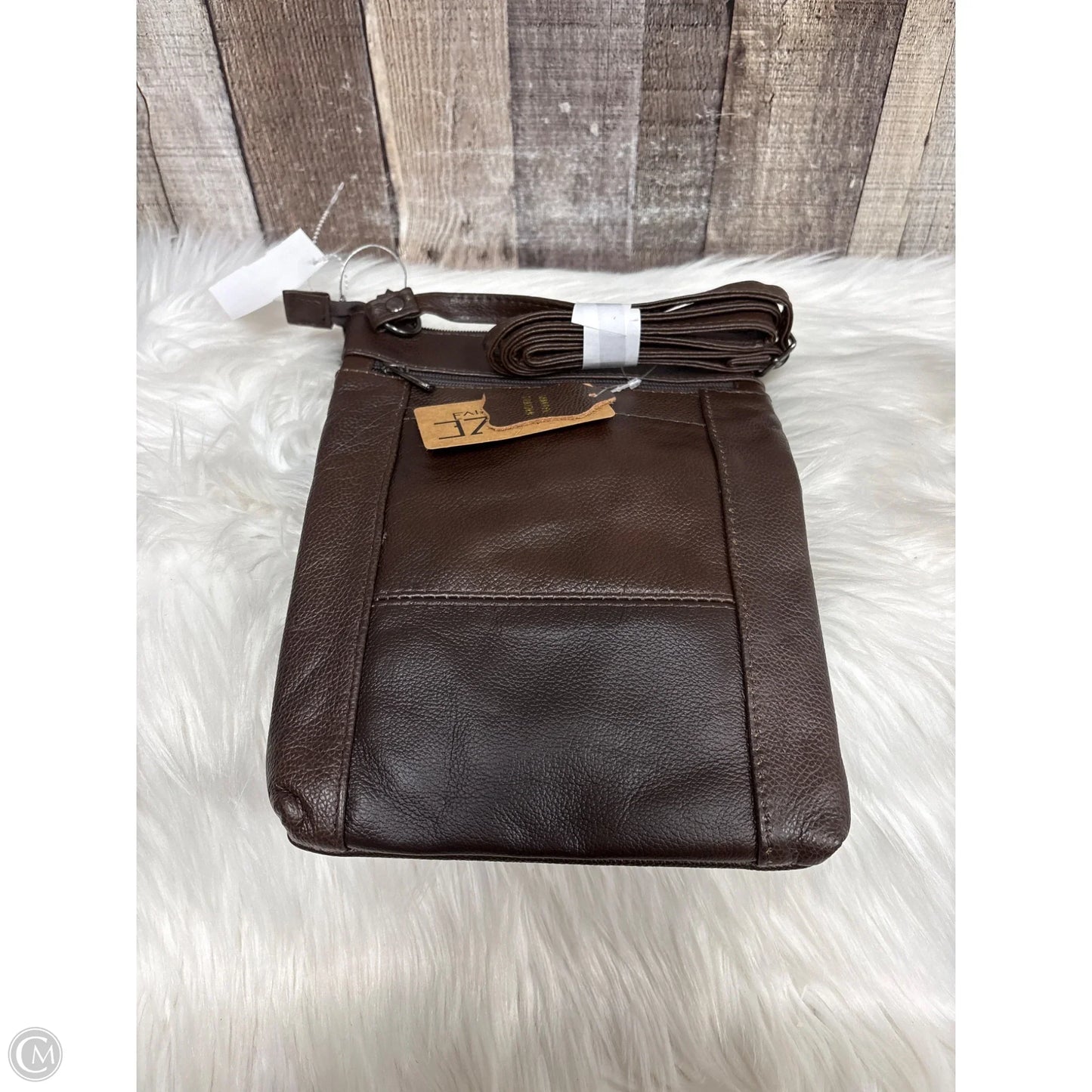 Crossbody By Cmf, Size: Medium