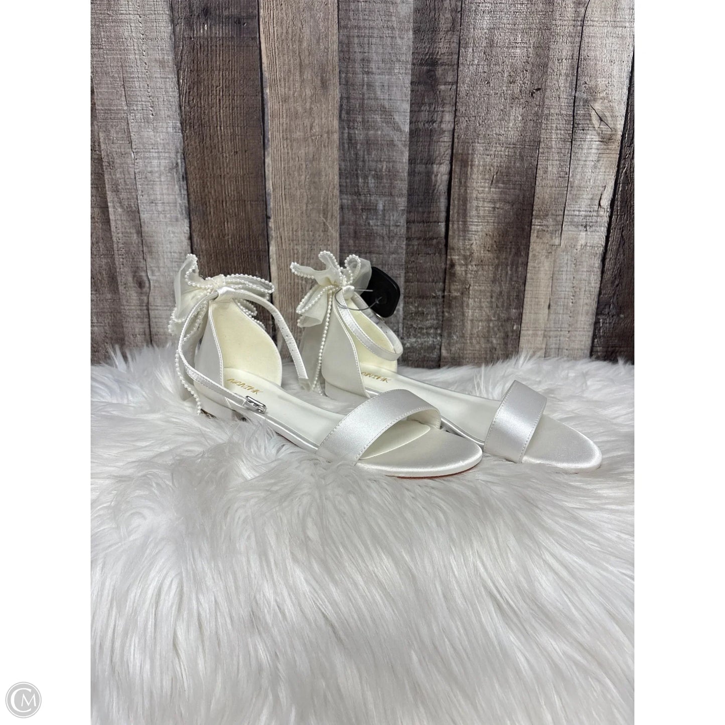 Sandals Flats By Cme In Cream, Size: 10