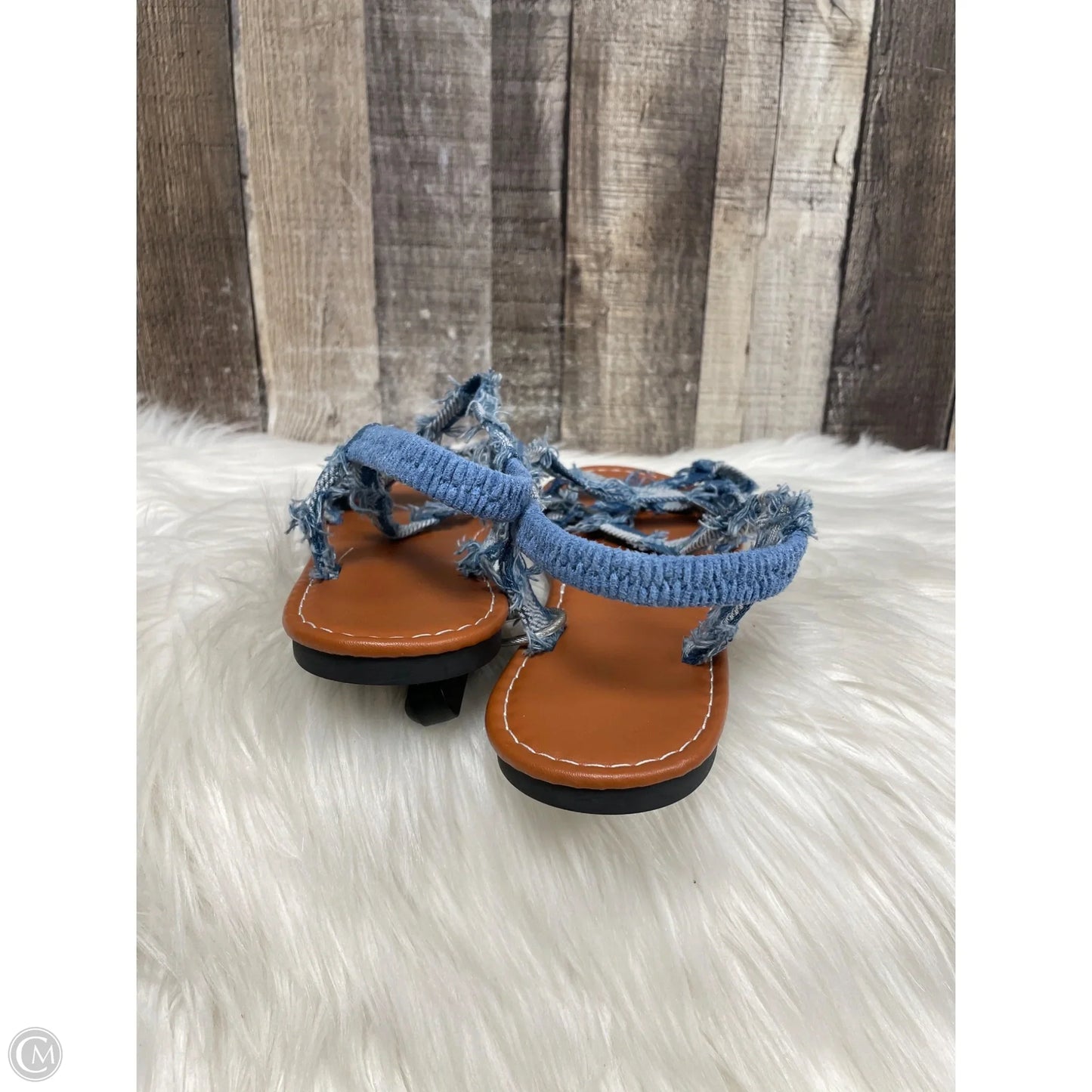 Sandals Flats By Cmf In Blue Denim, Size: 7