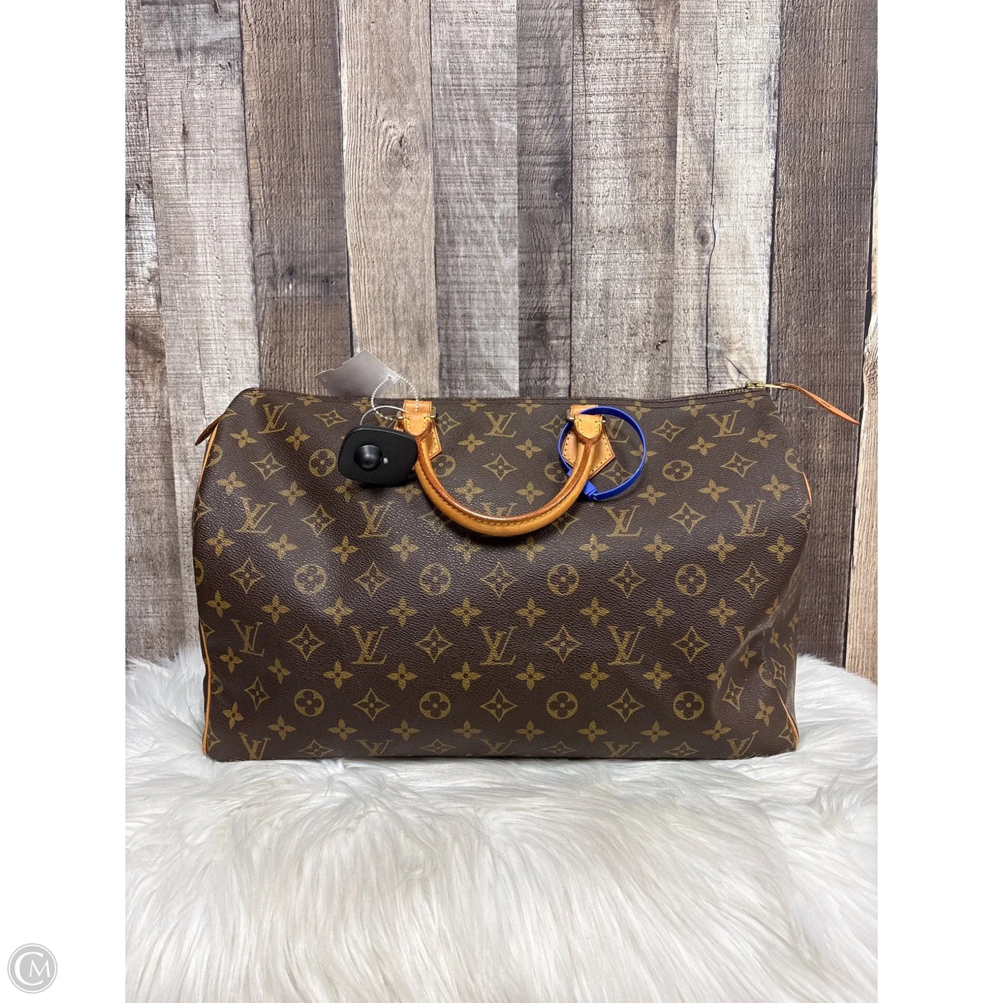 Handbag Luxury Designer By Louis Vuitton, Size: Large