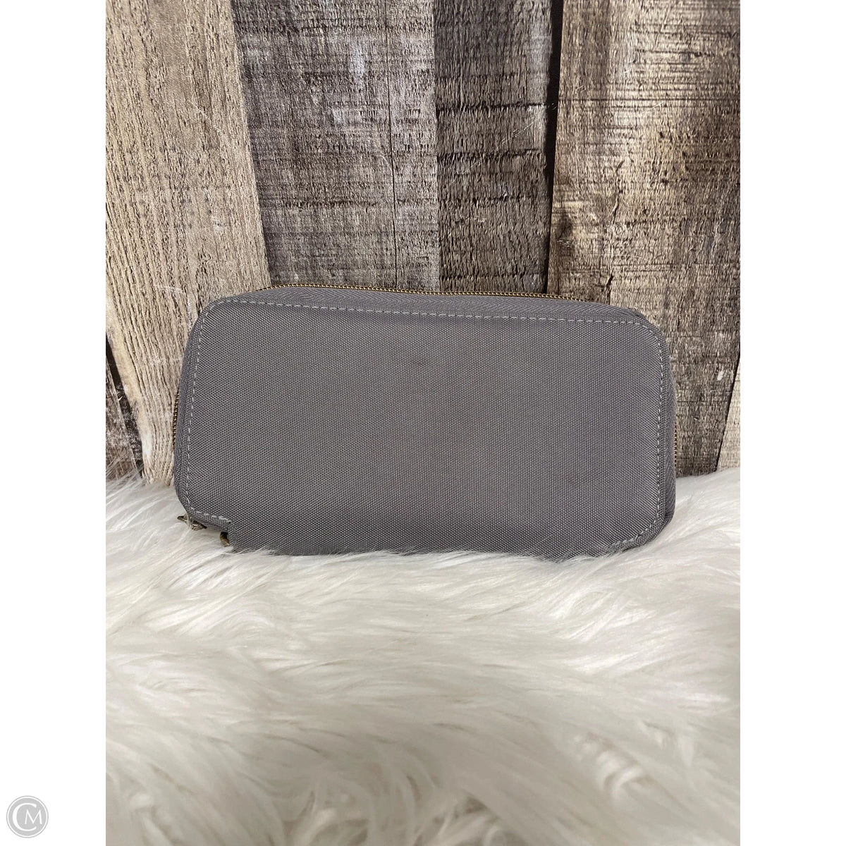 Wristlet By Travelon, Size: Medium
