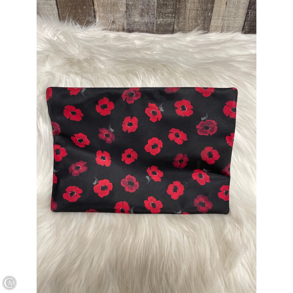 Clutch Designer By Kate Spade, Size: Medium