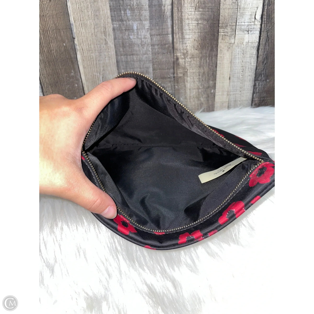 Clutch Designer By Kate Spade, Size: Medium