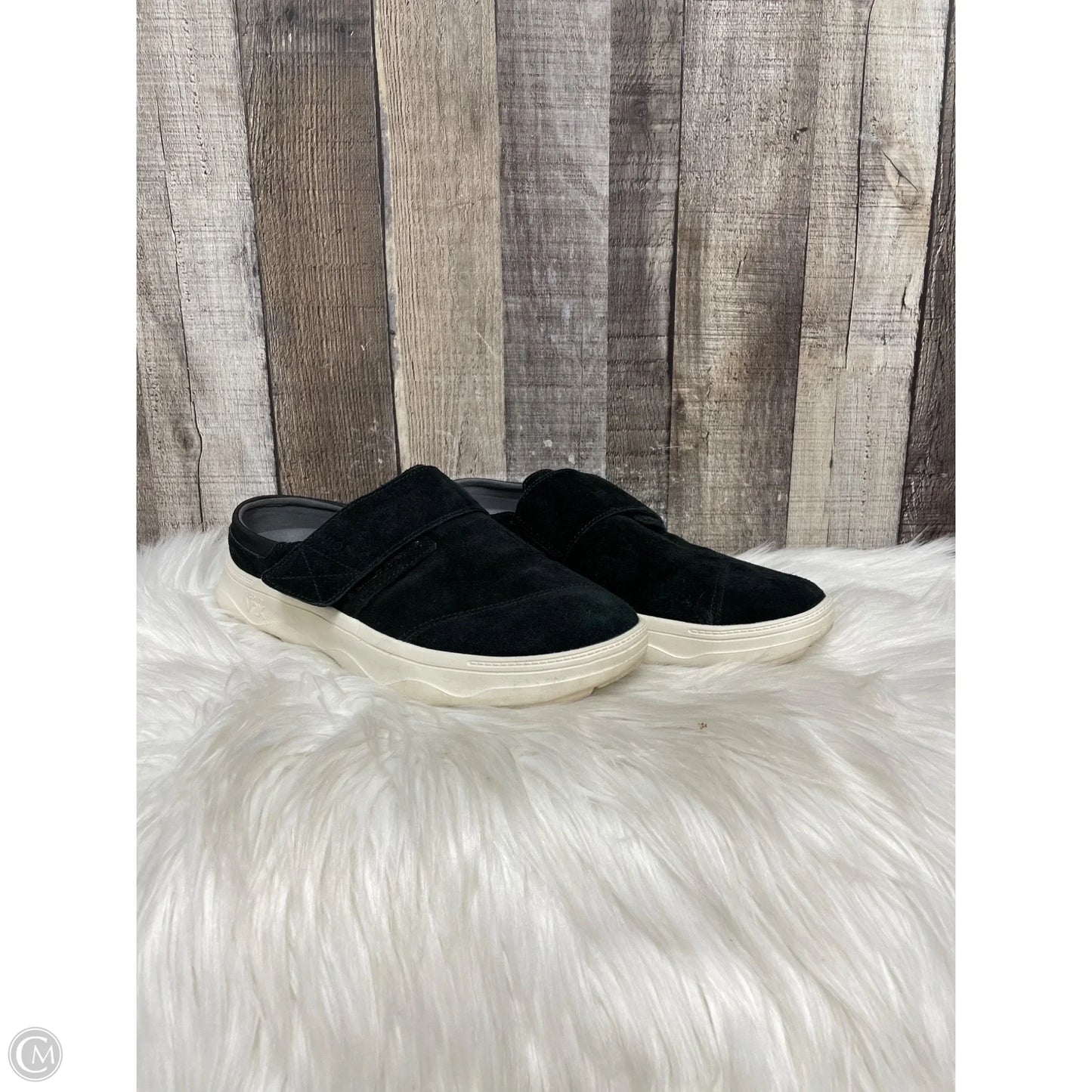 Shoes Flats By Vionic In Black, Size: 8
