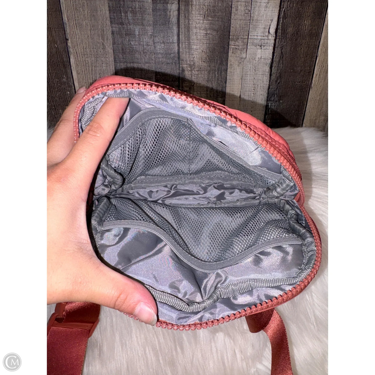 Belt Bag By Gaiam, Size: Small