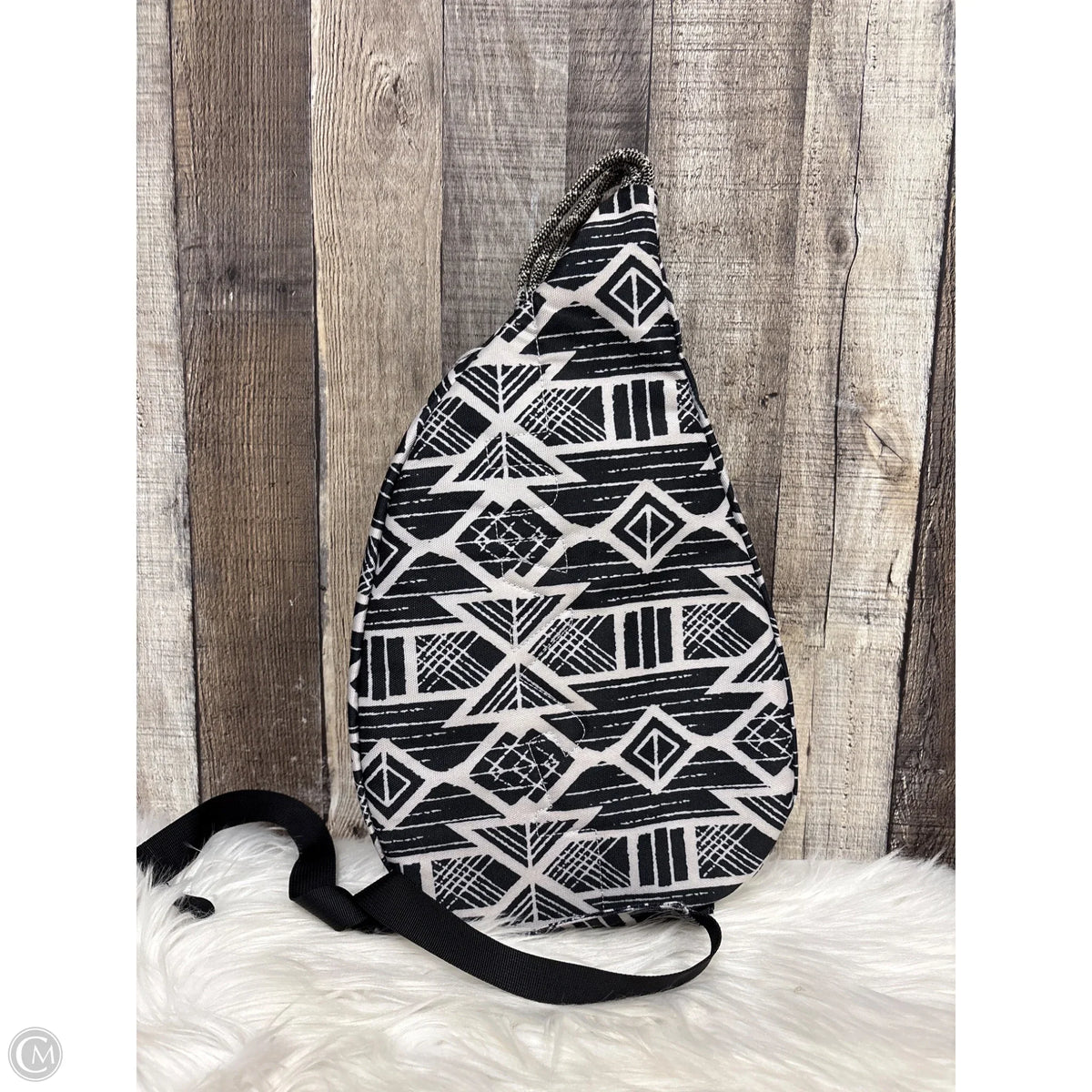 Backpack By Kavu, Size: Medium