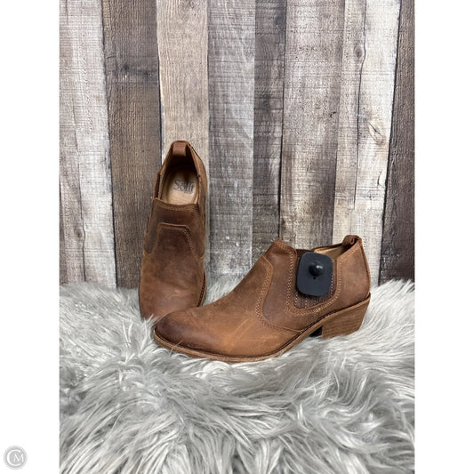 Boots Ankle Heels By Soffe In Brown, Size: 9
