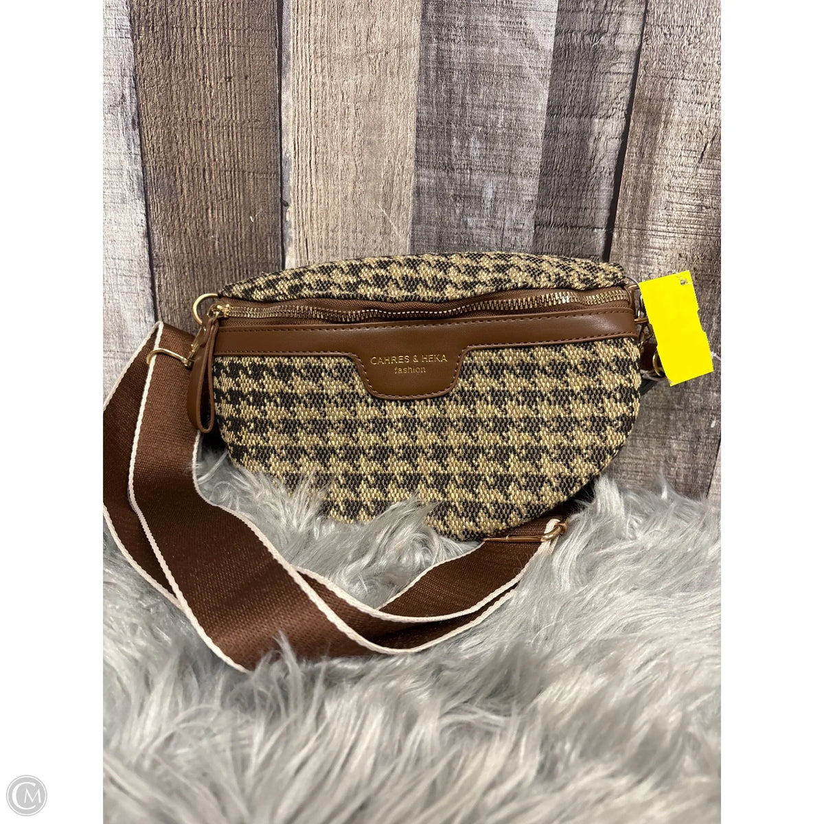 Crossbody By Cme, Size: Medium