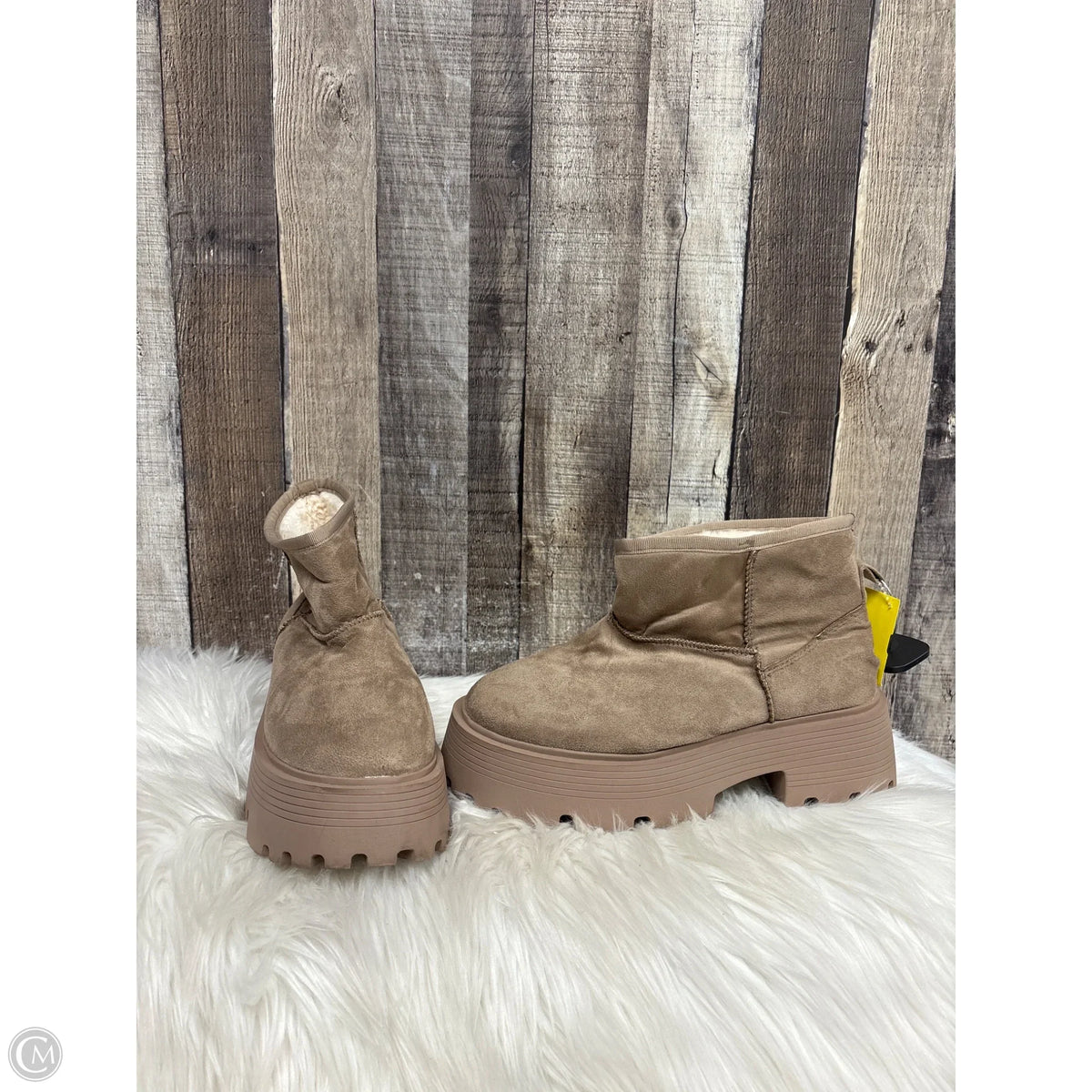 Boots Ankle Heels By Cmf In Tan, Size: 8