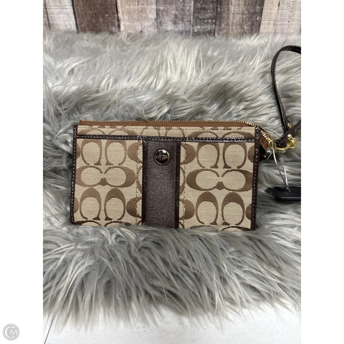 Wristlet Designer By Coach, Size: Medium