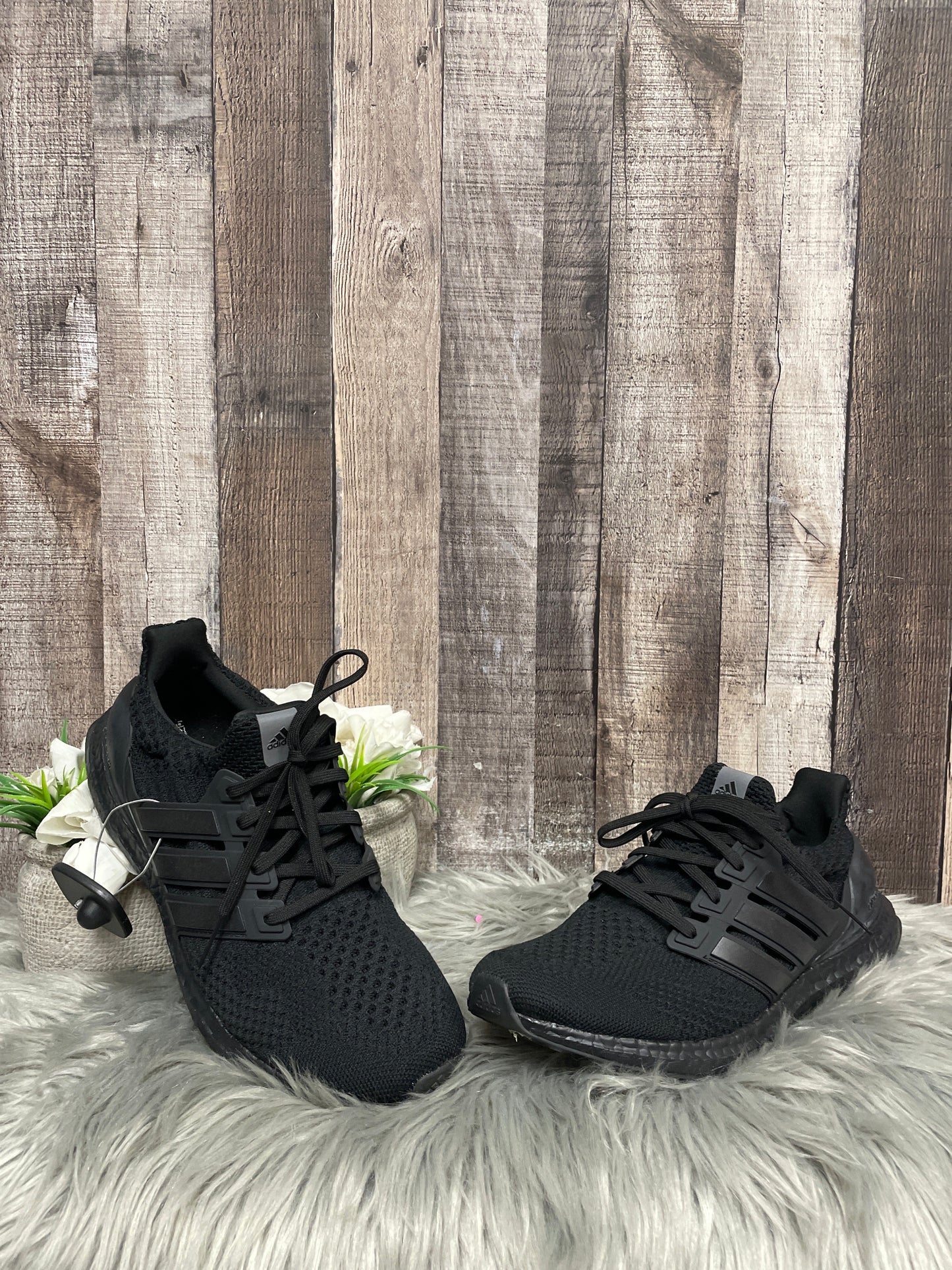 Black Shoes Athletic Adidas, Size 10.5