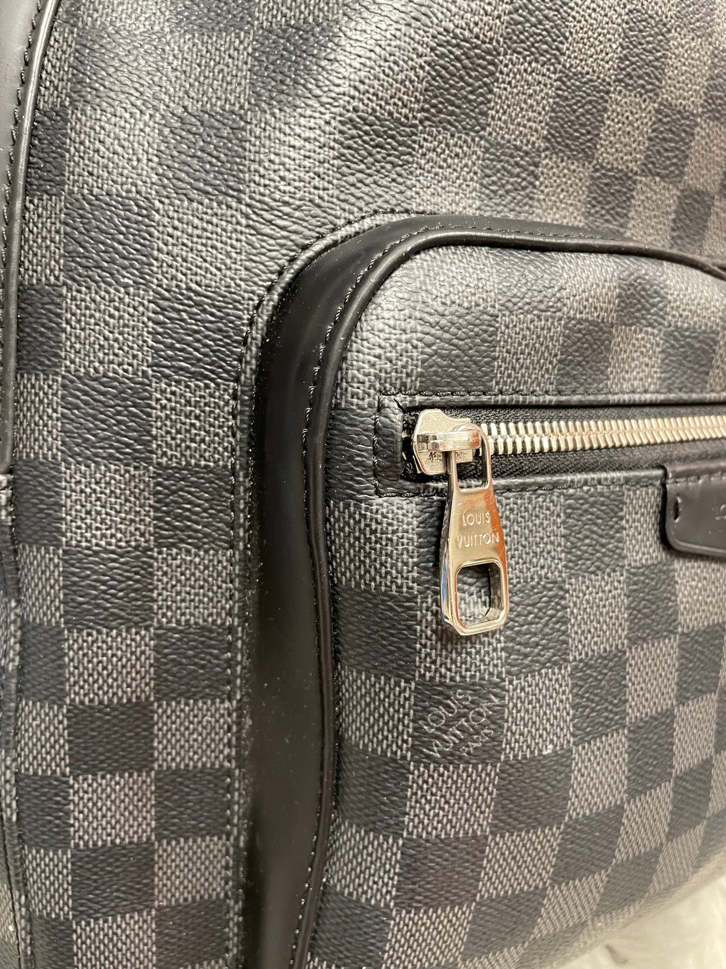 Backpack Luxury Designer Louis Vuitton, Size Large