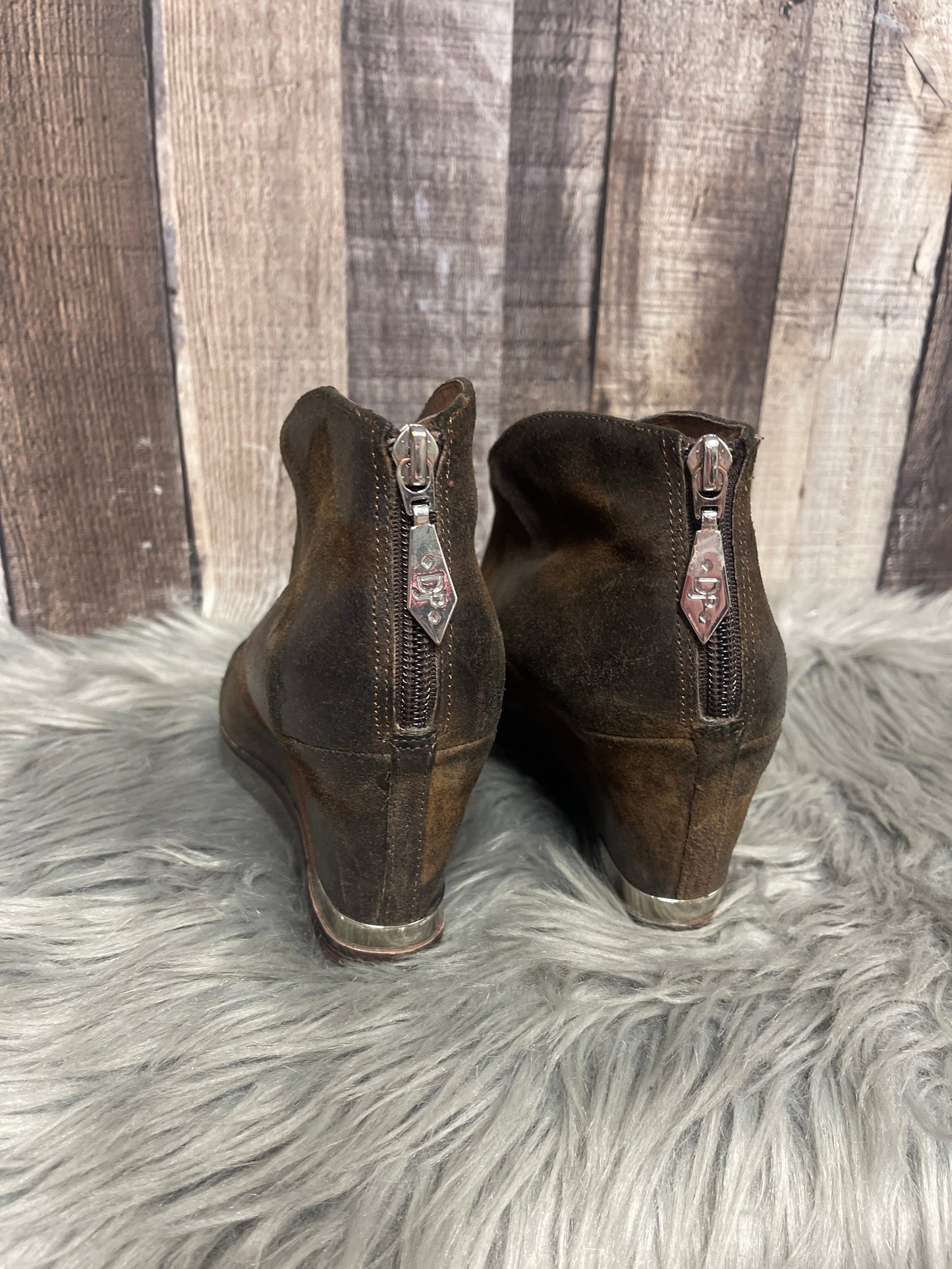 Brown Boots Ankle Heels Donald Pliner, Size 7