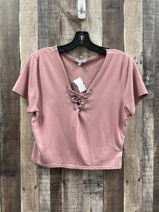 Top Short Sleeve By Charlotte Russe In Mauve, Size: L