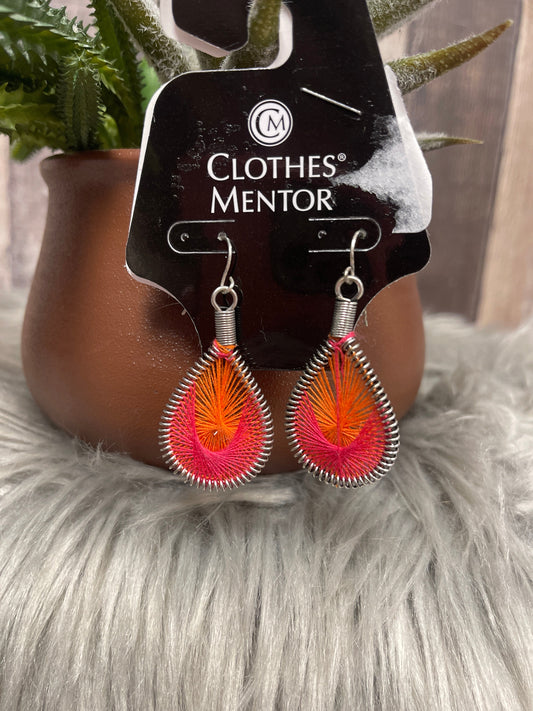 Earrings Dangle/drop By Monet