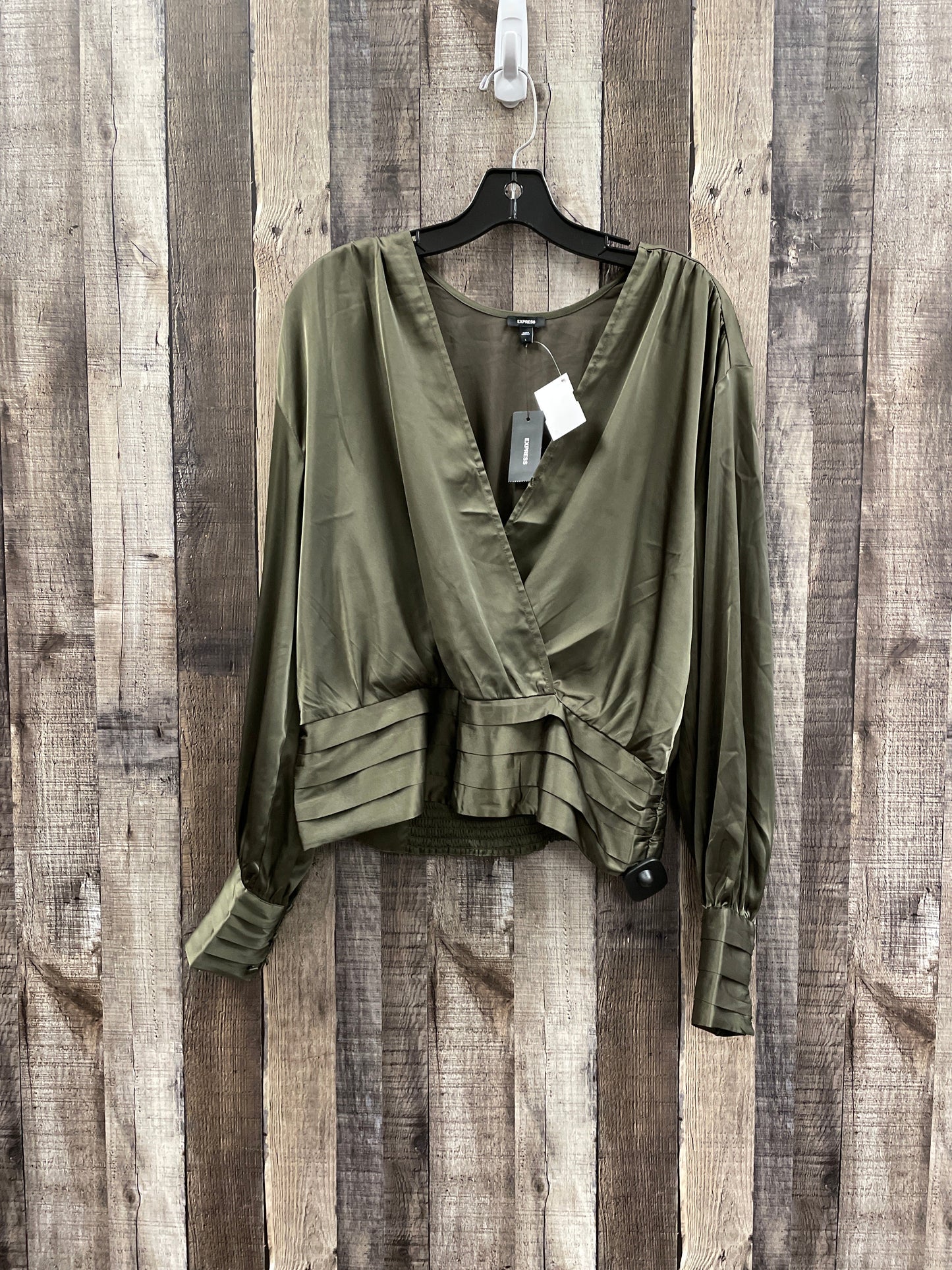 Top Long Sleeve By Express In Green, Size: L