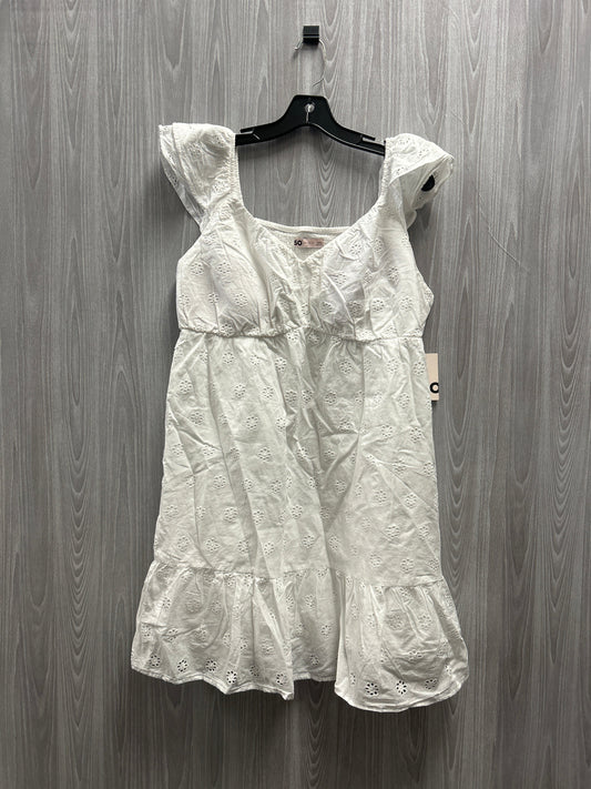 Dress Casual Short By So In White, Size: Xxl