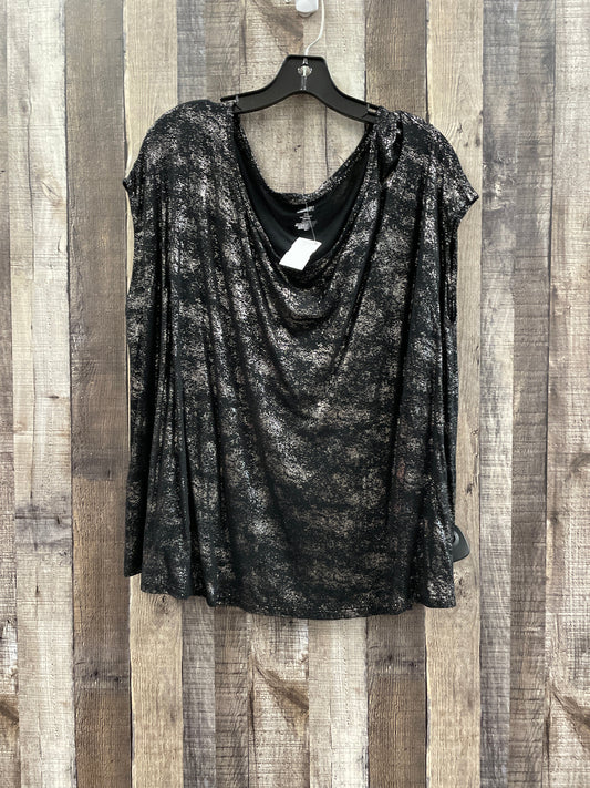 Top Short Sleeve By Jennifer Lopez In Black & Silver, Size: 2x