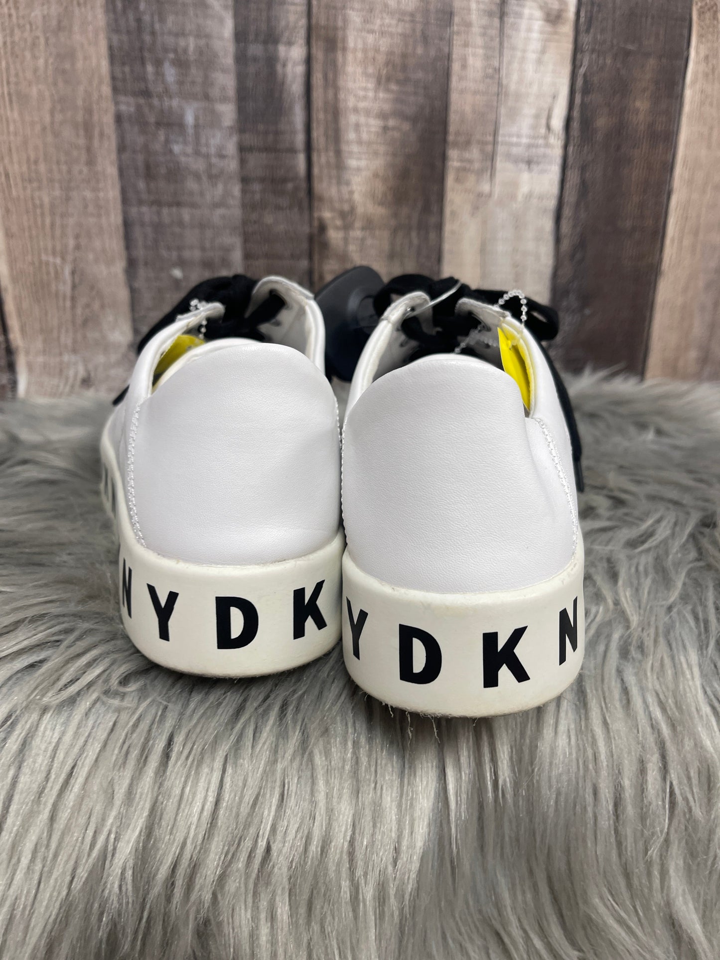 Shoes Sneakers By Dkny In Black & White, Size: 8