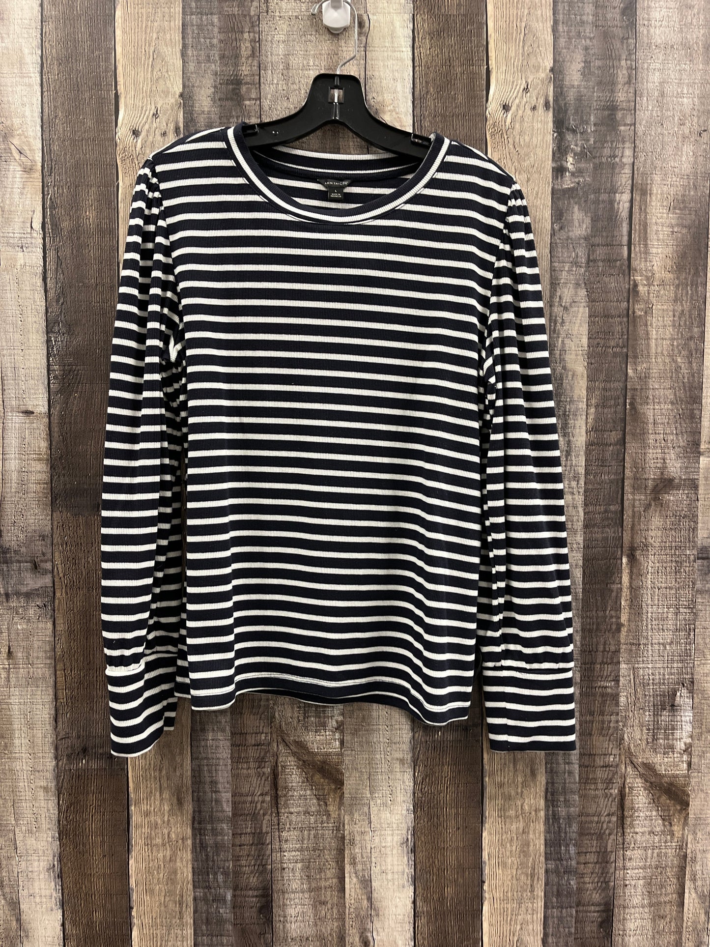 Top Long Sleeve By Ann Taylor In Striped Pattern, Size: L