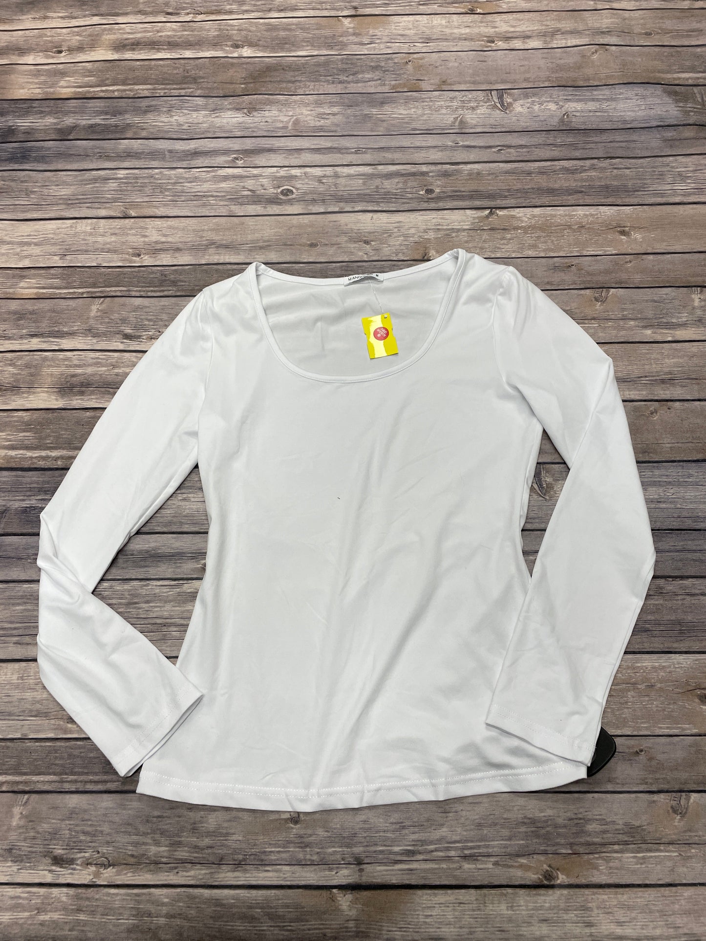 Top Long Sleeve By Cme In White, Size: M