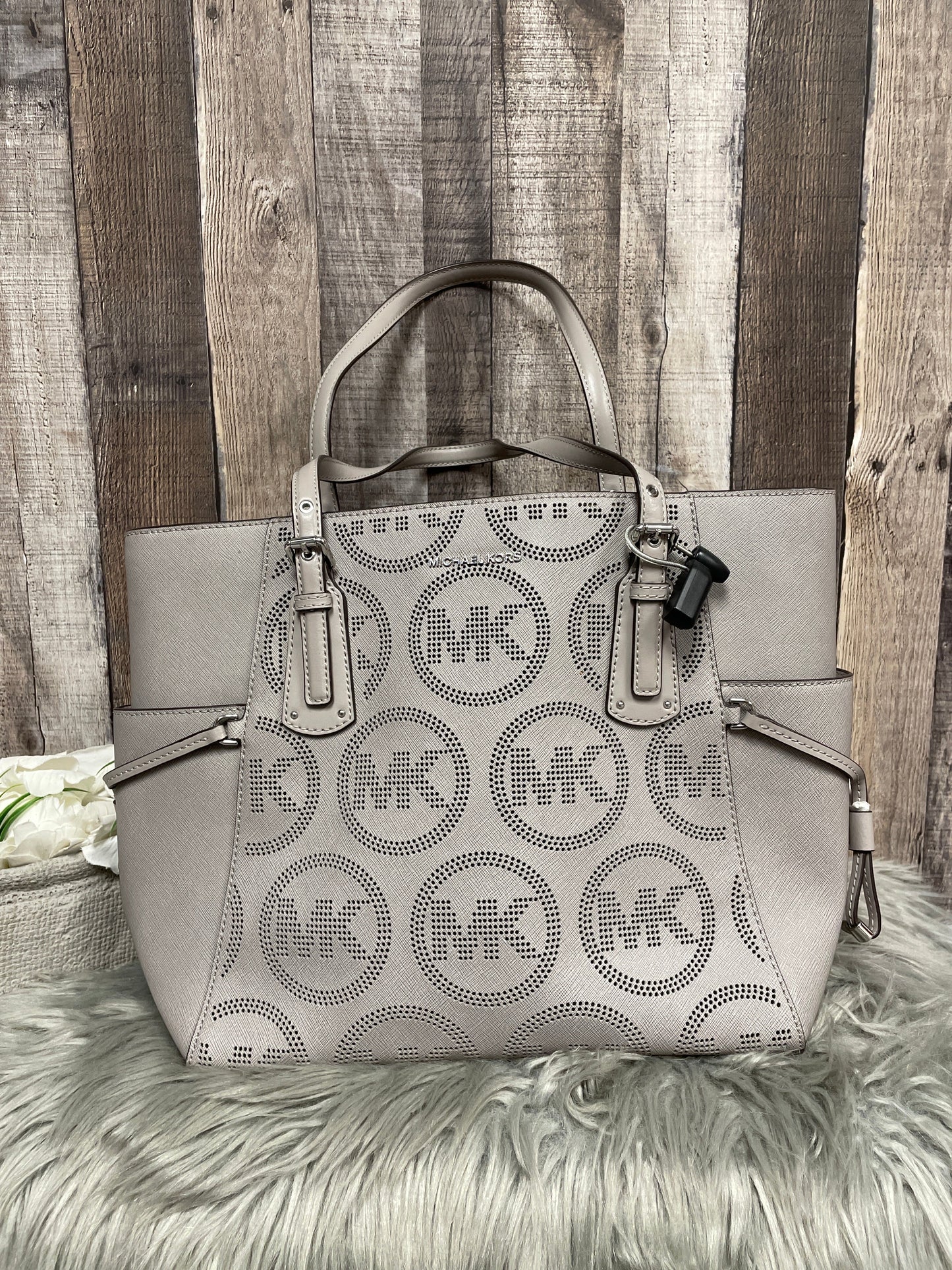 Handbag Designer By Michael Kors, Size: Large