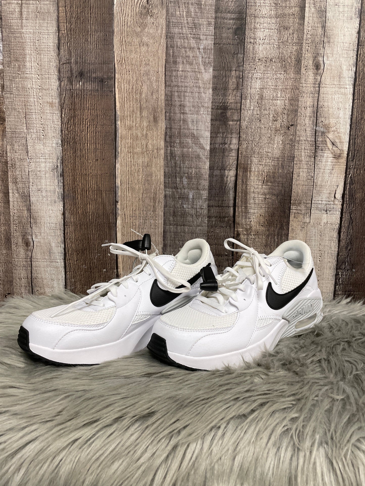 Shoes Athletic By Nike In White, Size: 10